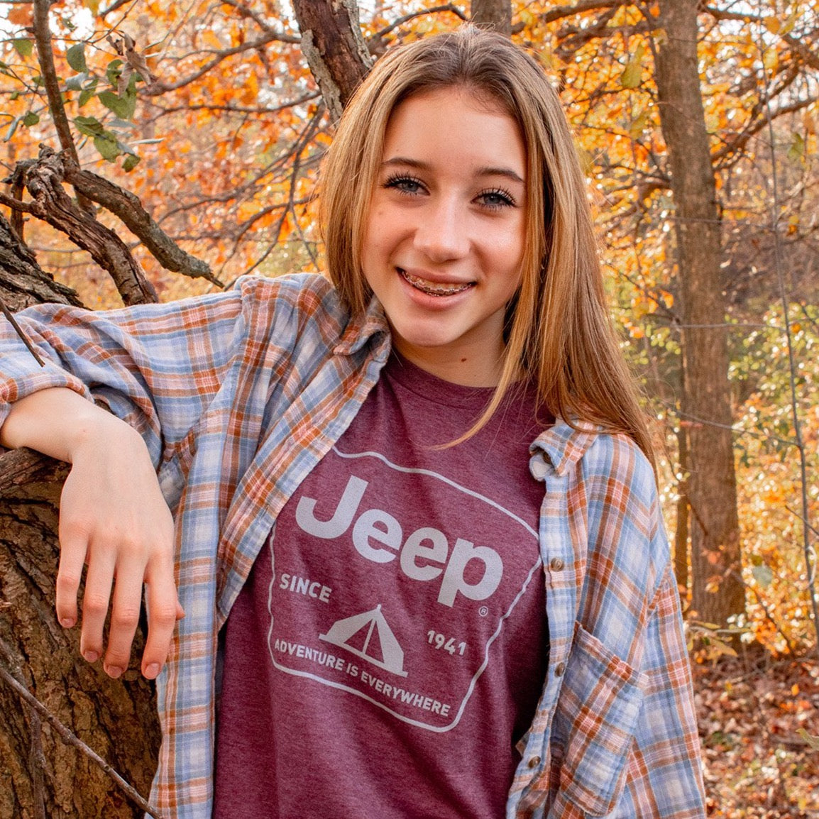 Mens Jeep® Tent Badge T-Shirt - Heather Burgundy